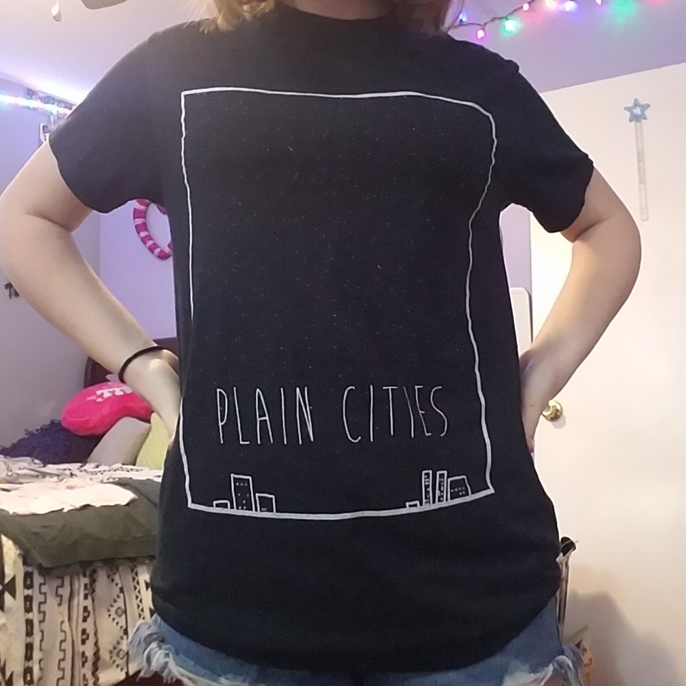 plain cities tee